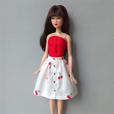 dolls with click on clothes|doll clothing ideas.